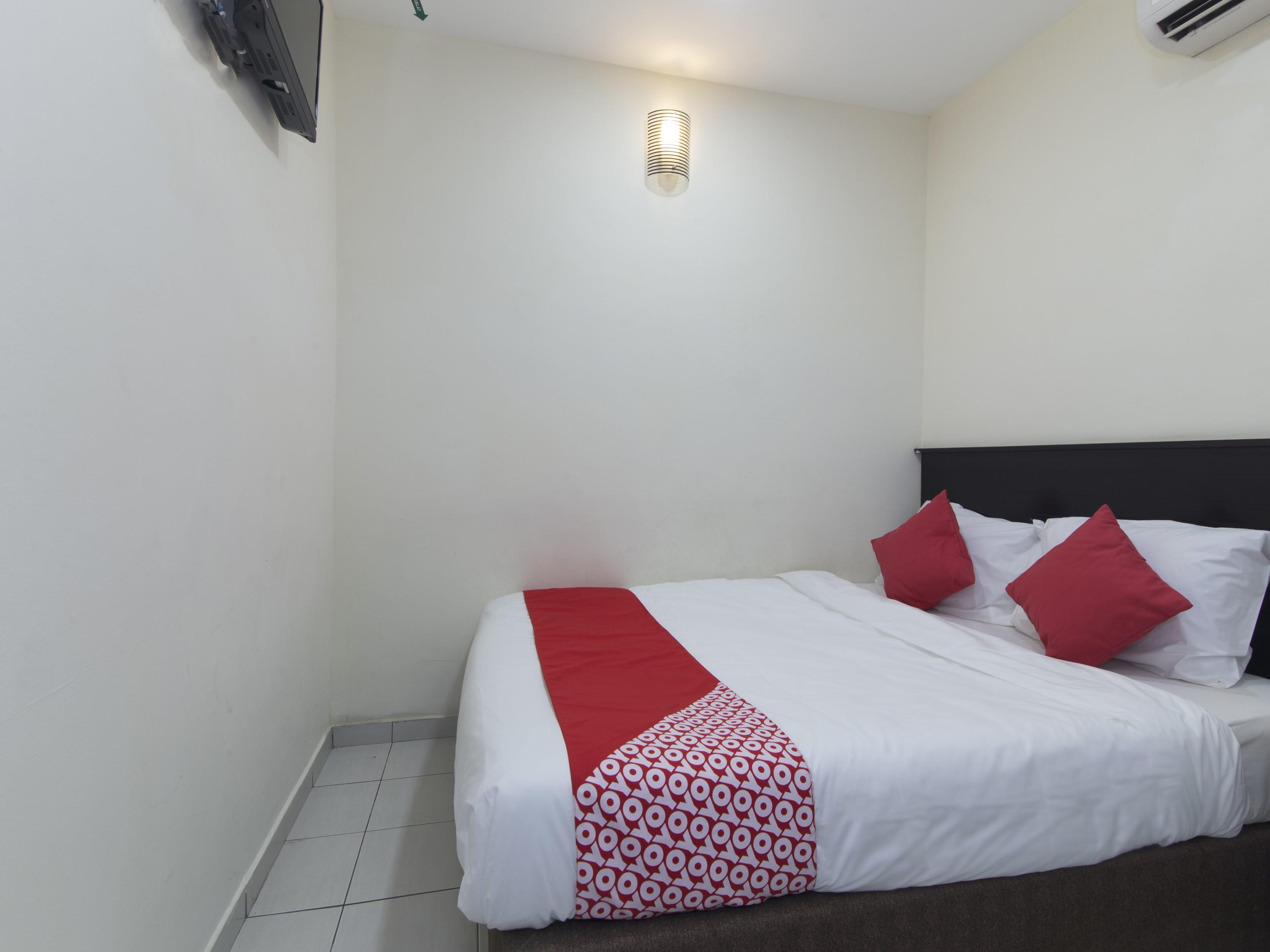 Oyo 91130 Hotel 91 Bukit Mewah Kajang Exterior foto