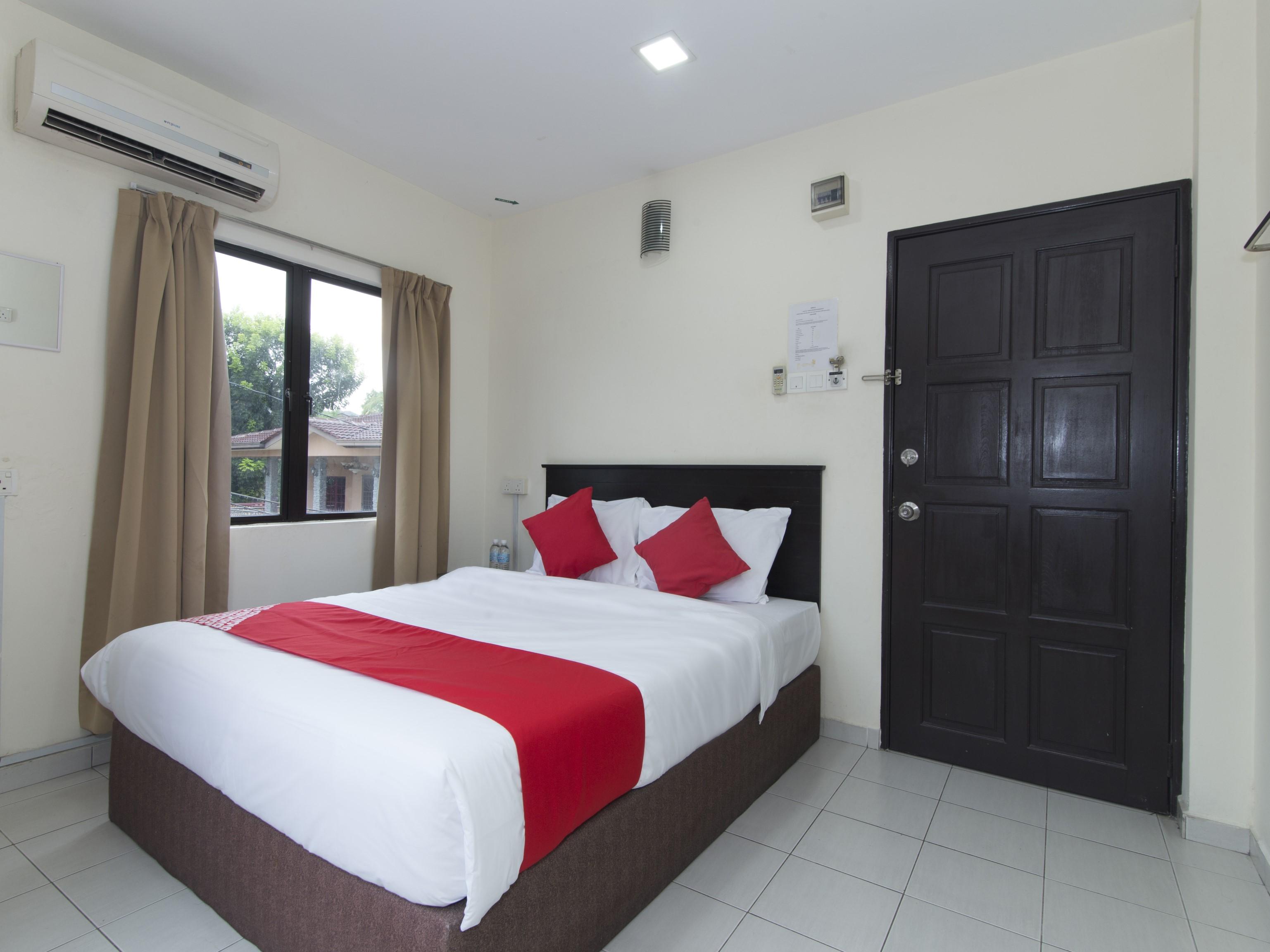 Oyo 91130 Hotel 91 Bukit Mewah Kajang Exterior foto