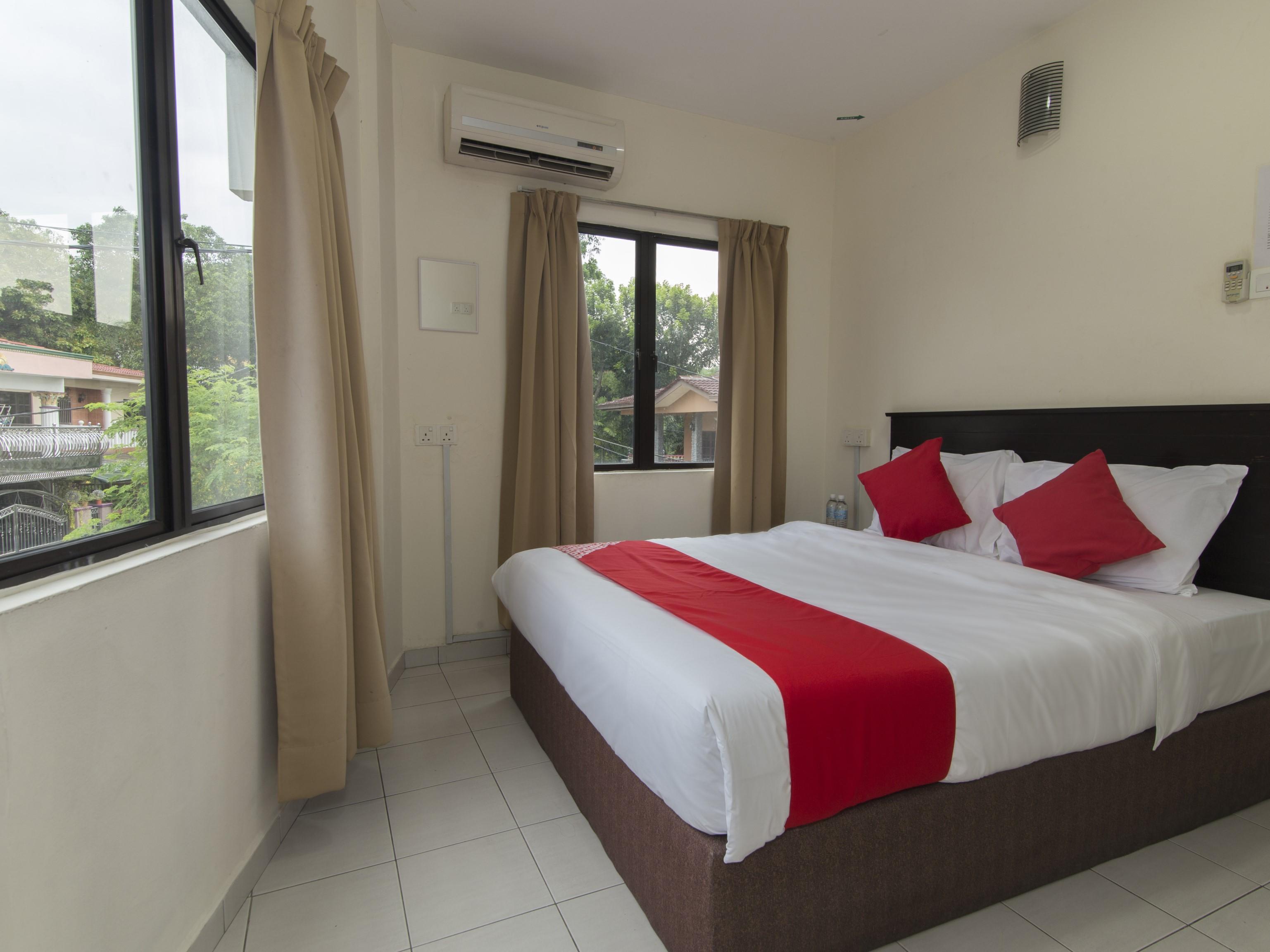 Oyo 91130 Hotel 91 Bukit Mewah Kajang Exterior foto