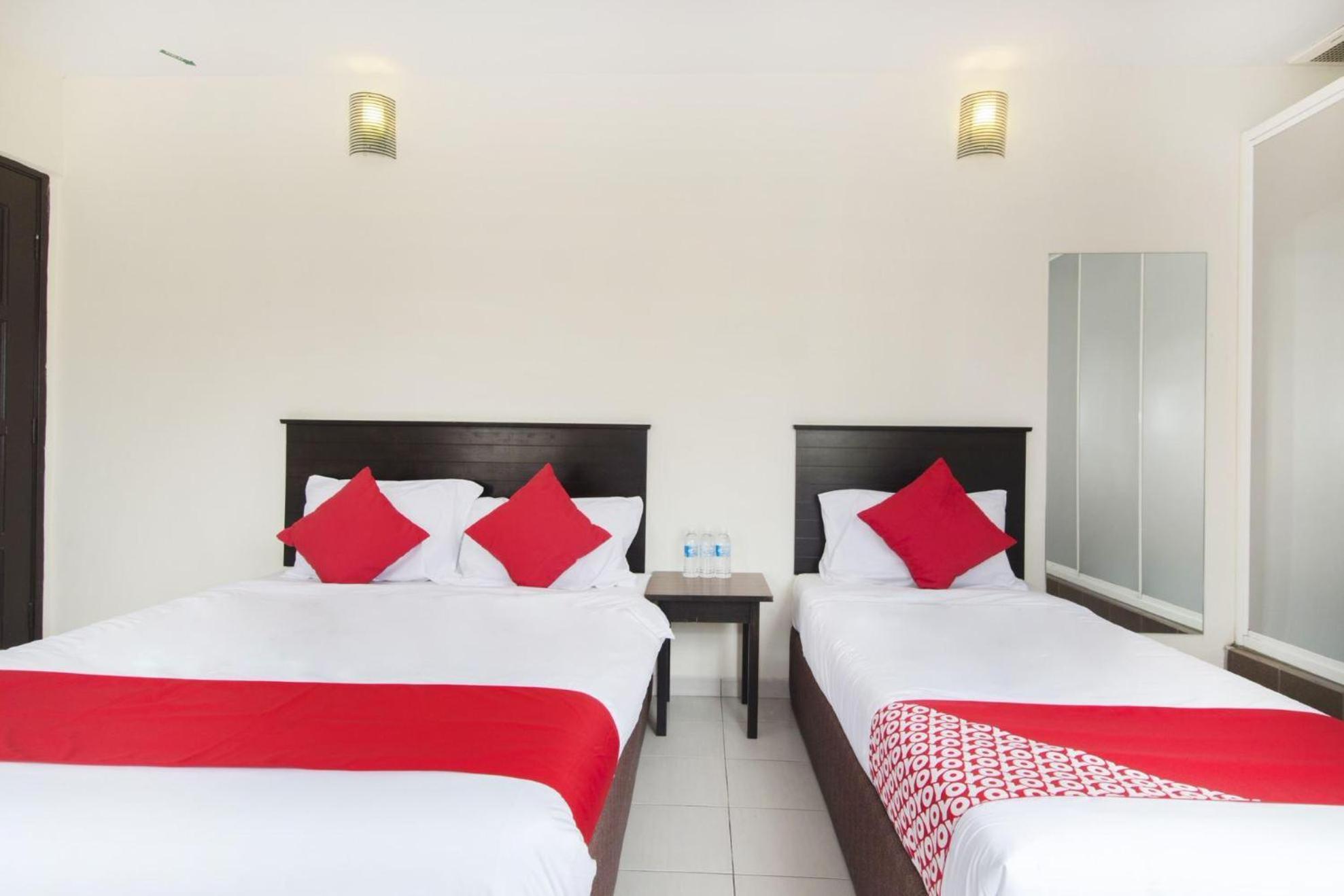 Oyo 91130 Hotel 91 Bukit Mewah Kajang Exterior foto